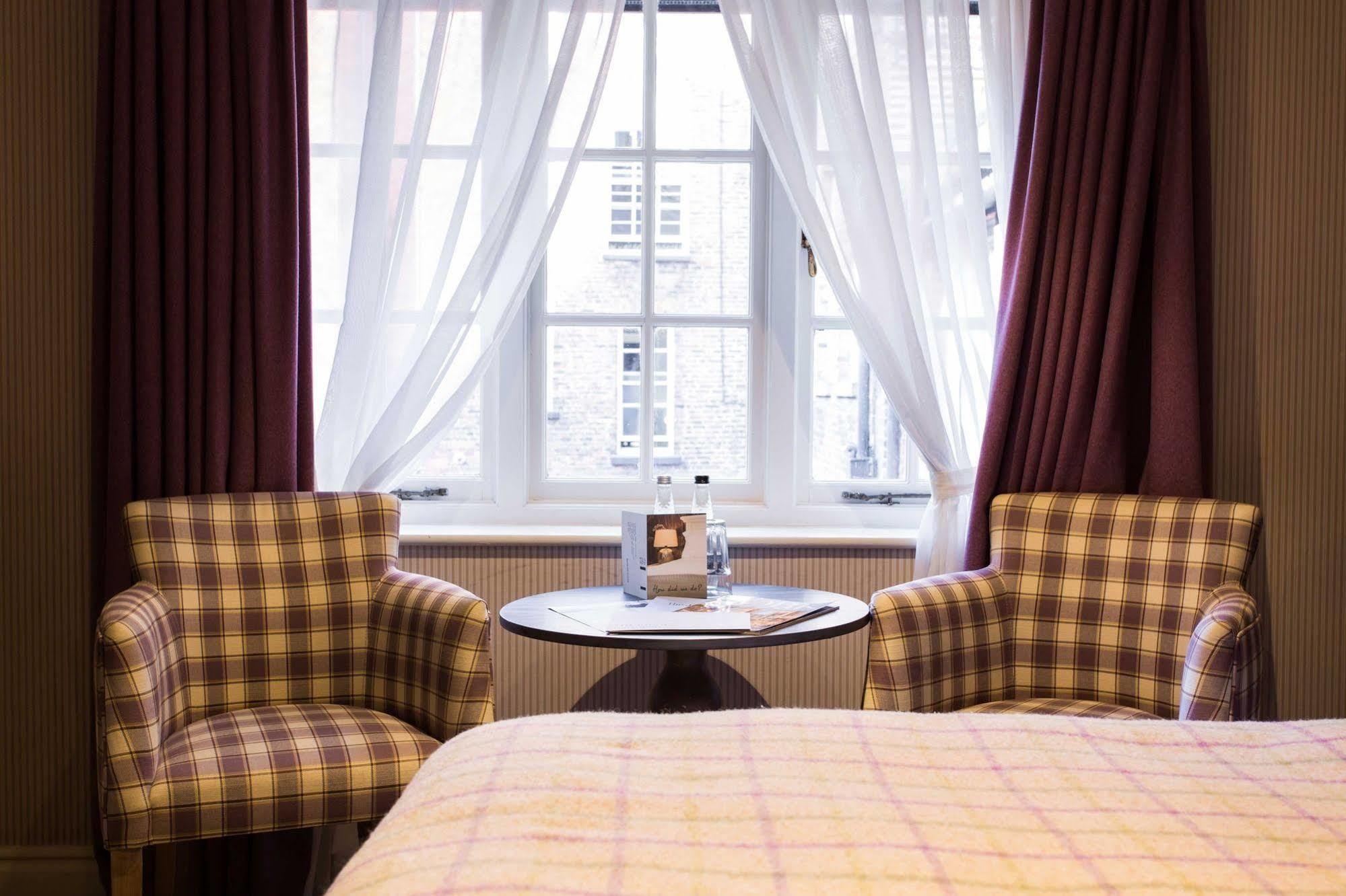 Judge'S Lodging York Exteriér fotografie A room at the hotel