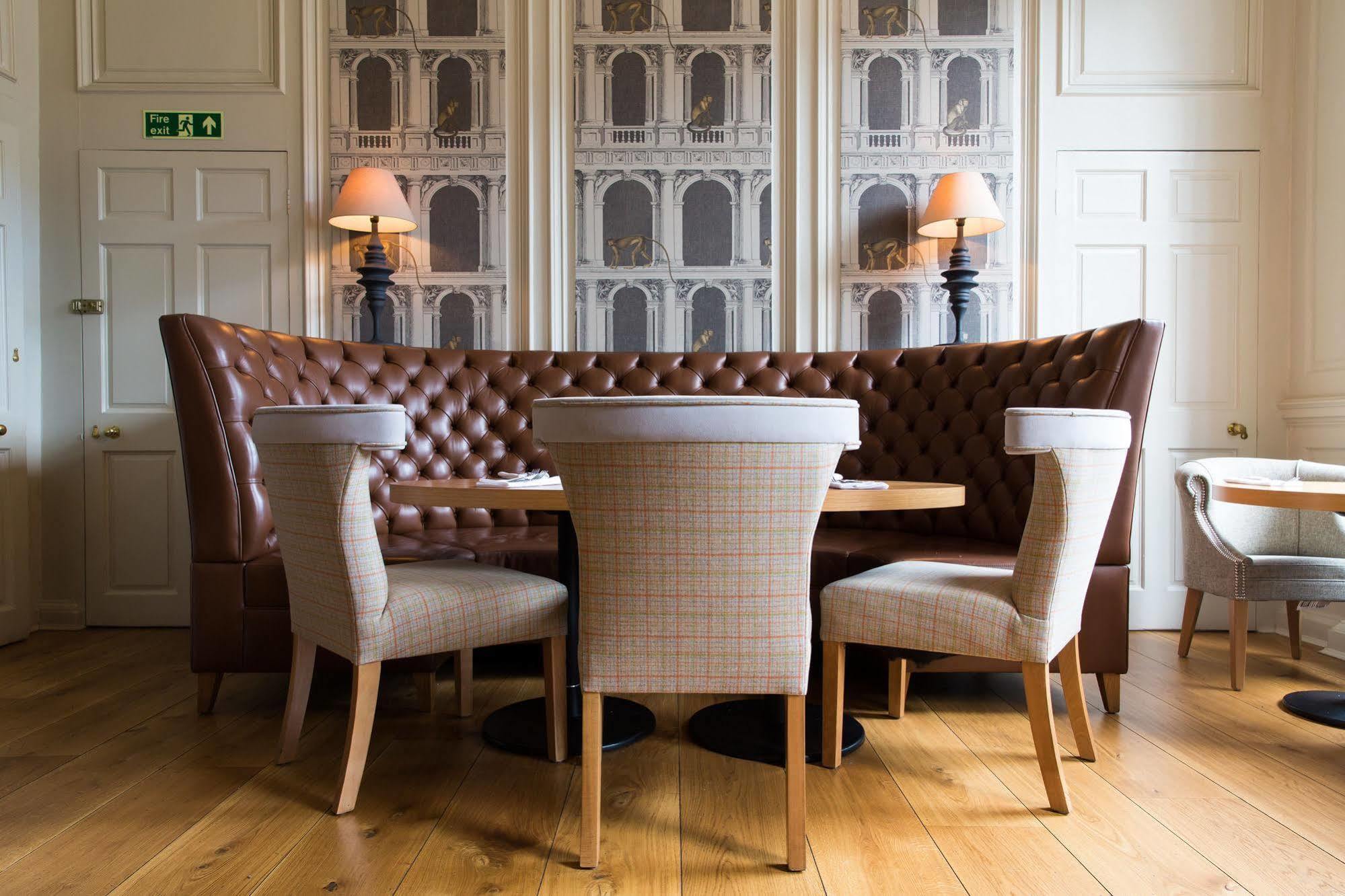 Judge'S Lodging York Exteriér fotografie The Library at The Old Bank Hotel